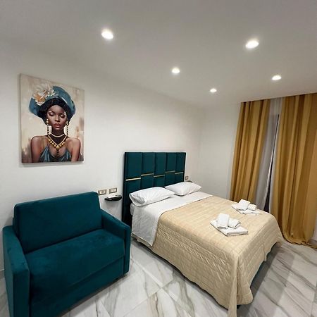 Familia Hotel Napoli Eksteriør billede