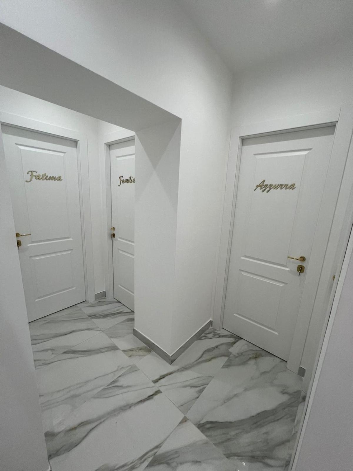 Familia Hotel Napoli Eksteriør billede