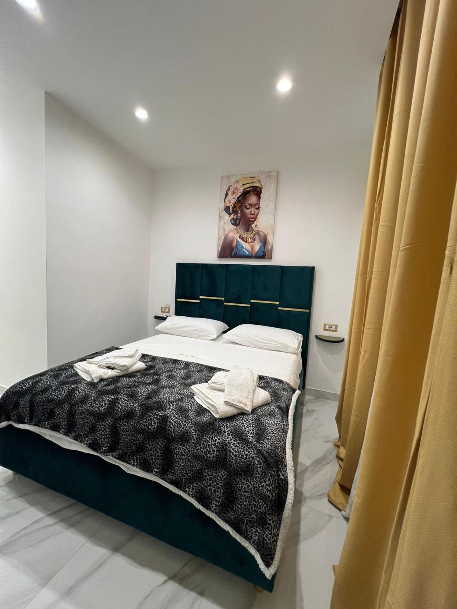 Familia Hotel Napoli Eksteriør billede